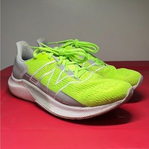 New Balance Fuelcell Propel: Women’s 9